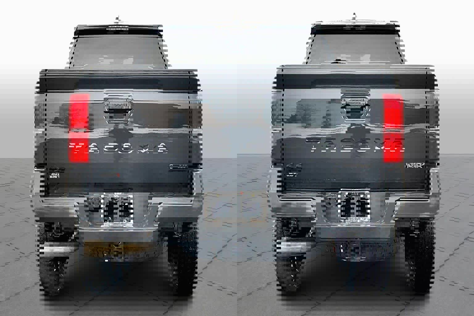 Used 2025 Toyota Tacoma TRD Off-Road image 5