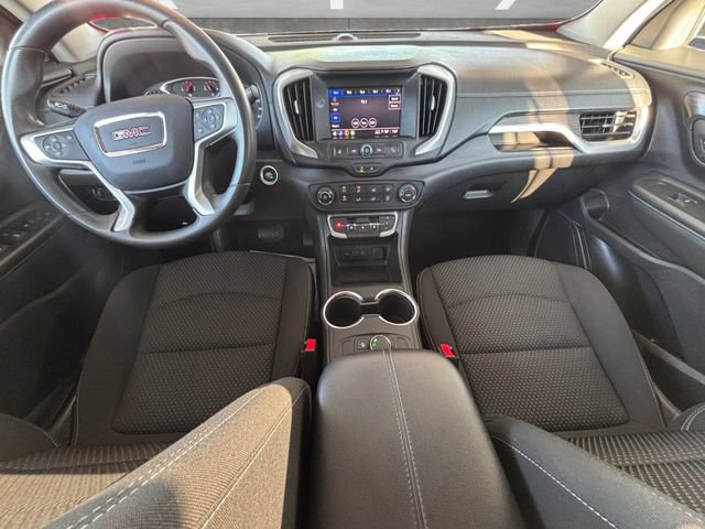 Used 2024 GMC Terrain SLE FWD image 25