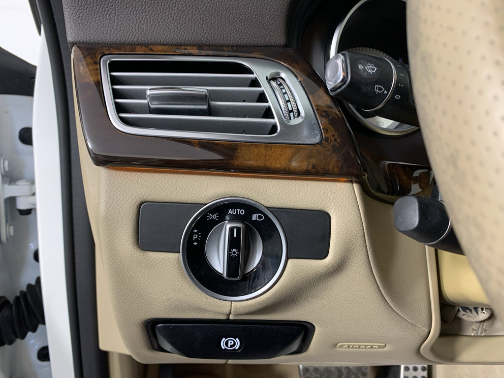 Used 2014 Mercedes-Benz CLS 550 image 17