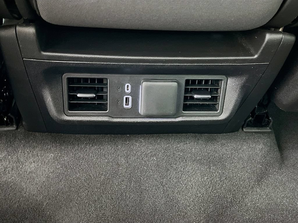 Used 2024 Chevrolet Silverado 1500 LT AWD/4WD image 25