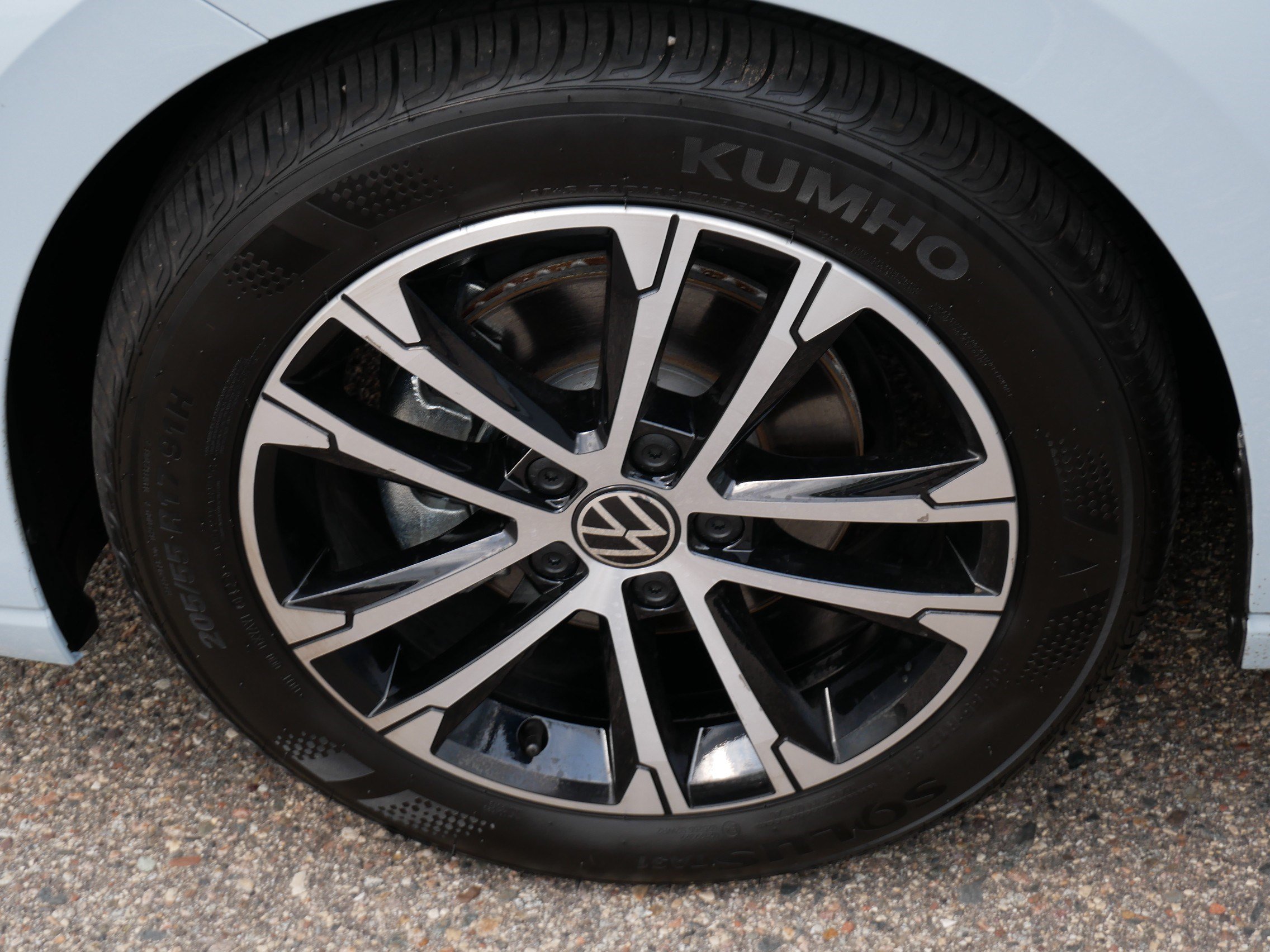 Certified 2025 Volkswagen Jetta Sport FWD image 15