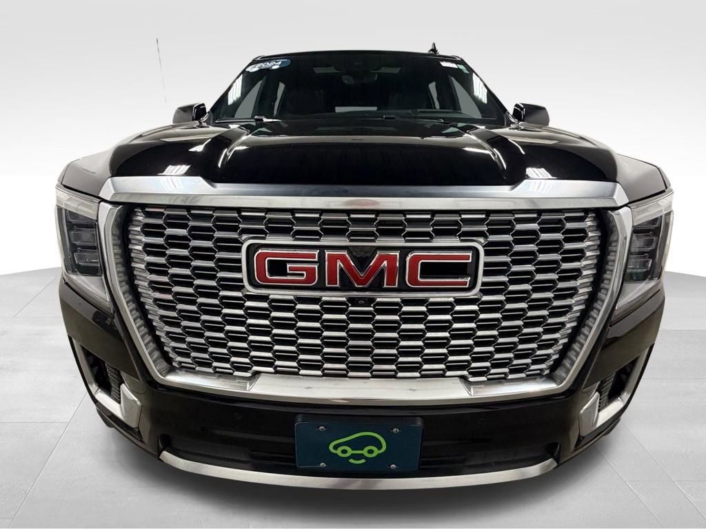 Certified 2024 GMC Yukon XL Denali w/ Denali Reserve Package AWD/4WD image 3