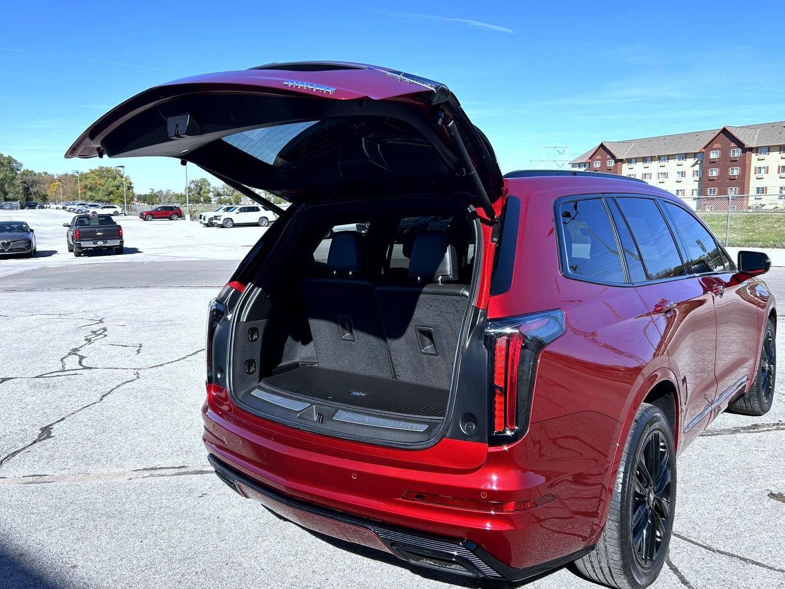 Certified 2023 Cadillac XT6 Sport w/ Technology Package image 23