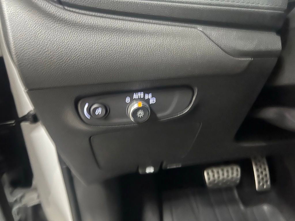 New 2026 Buick Encore GX Sport Touring image 12