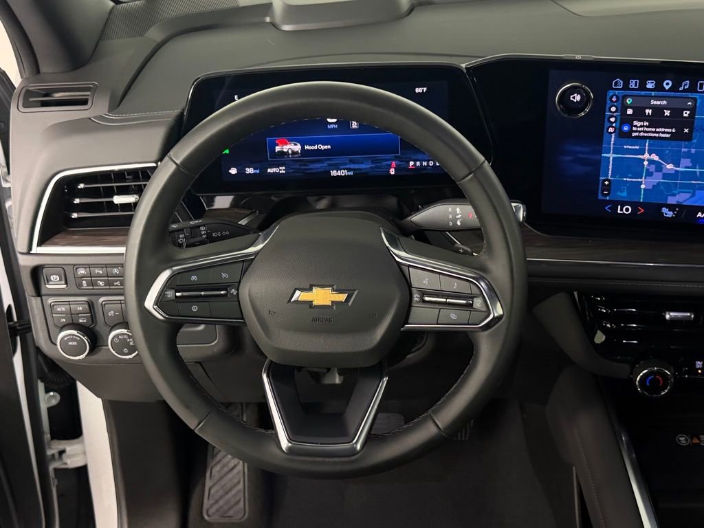 Used 2025 Chevrolet Tahoe LT image 16