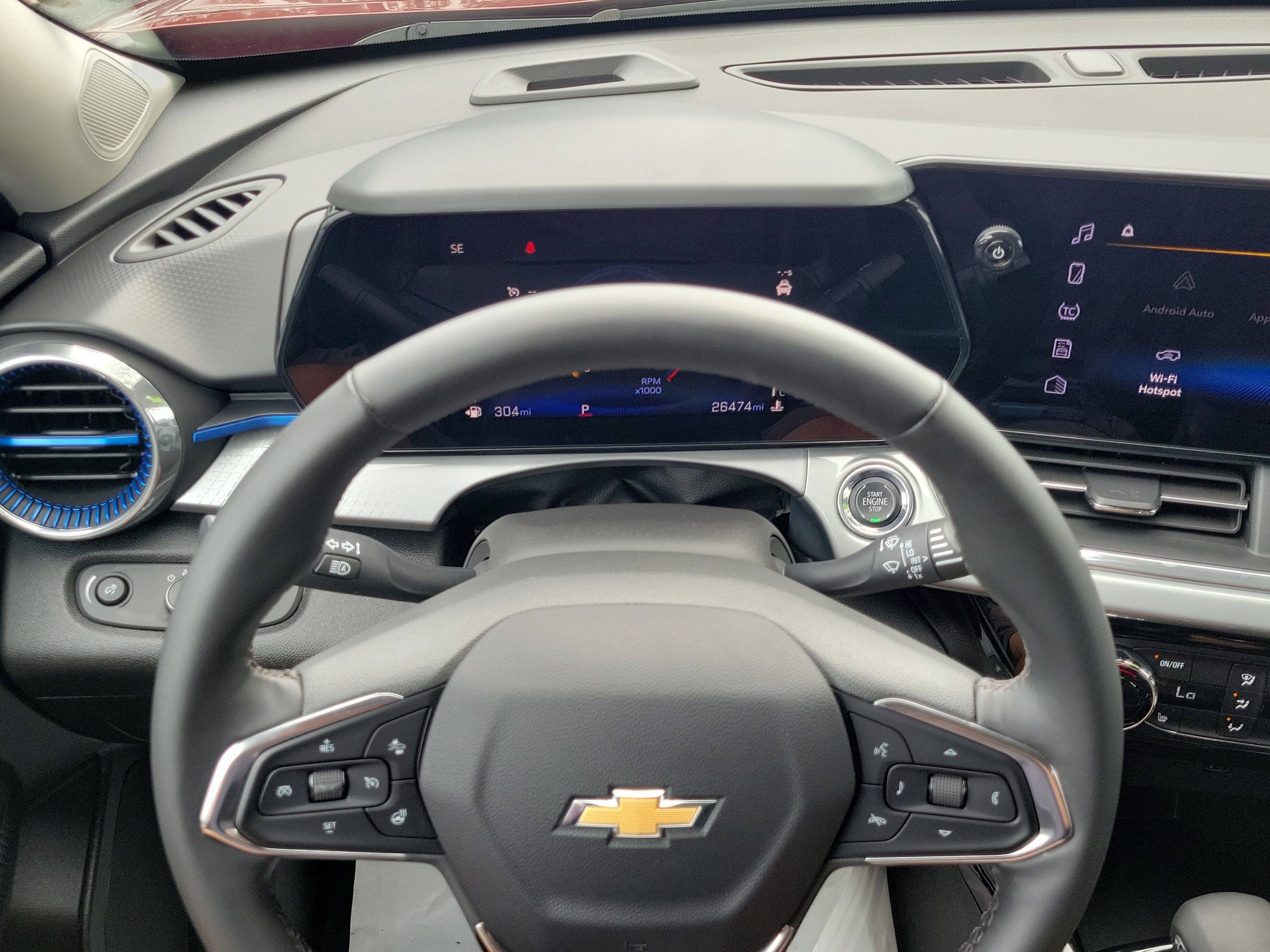 Used 2025 Chevrolet Trax LT w/ LT Convenience Package FWD image 20