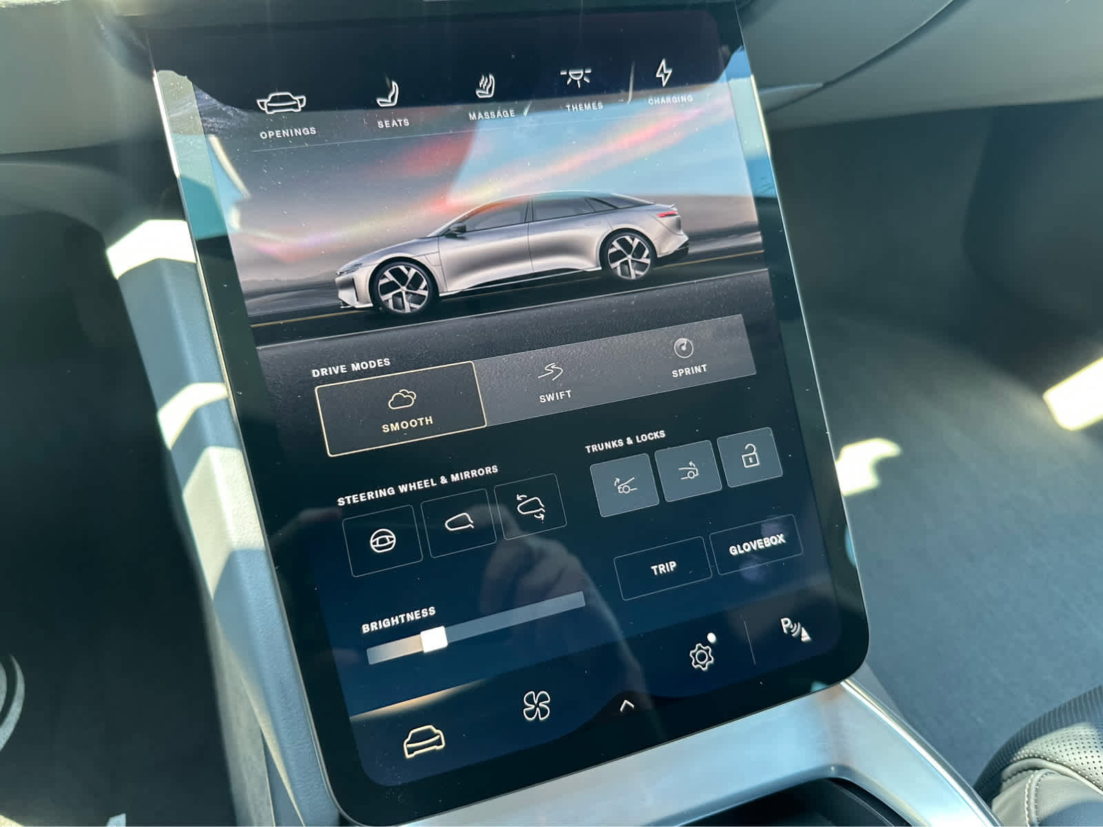 Used 2025 Lucid Air Grand Touring AWD/4WD image 21