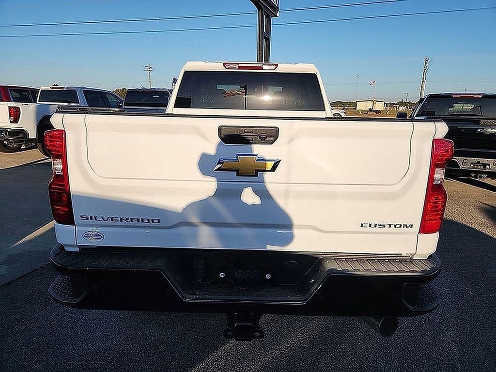 New 2025 Chevrolet Silverado 2500 Custom w/ Custom Value Package image 11