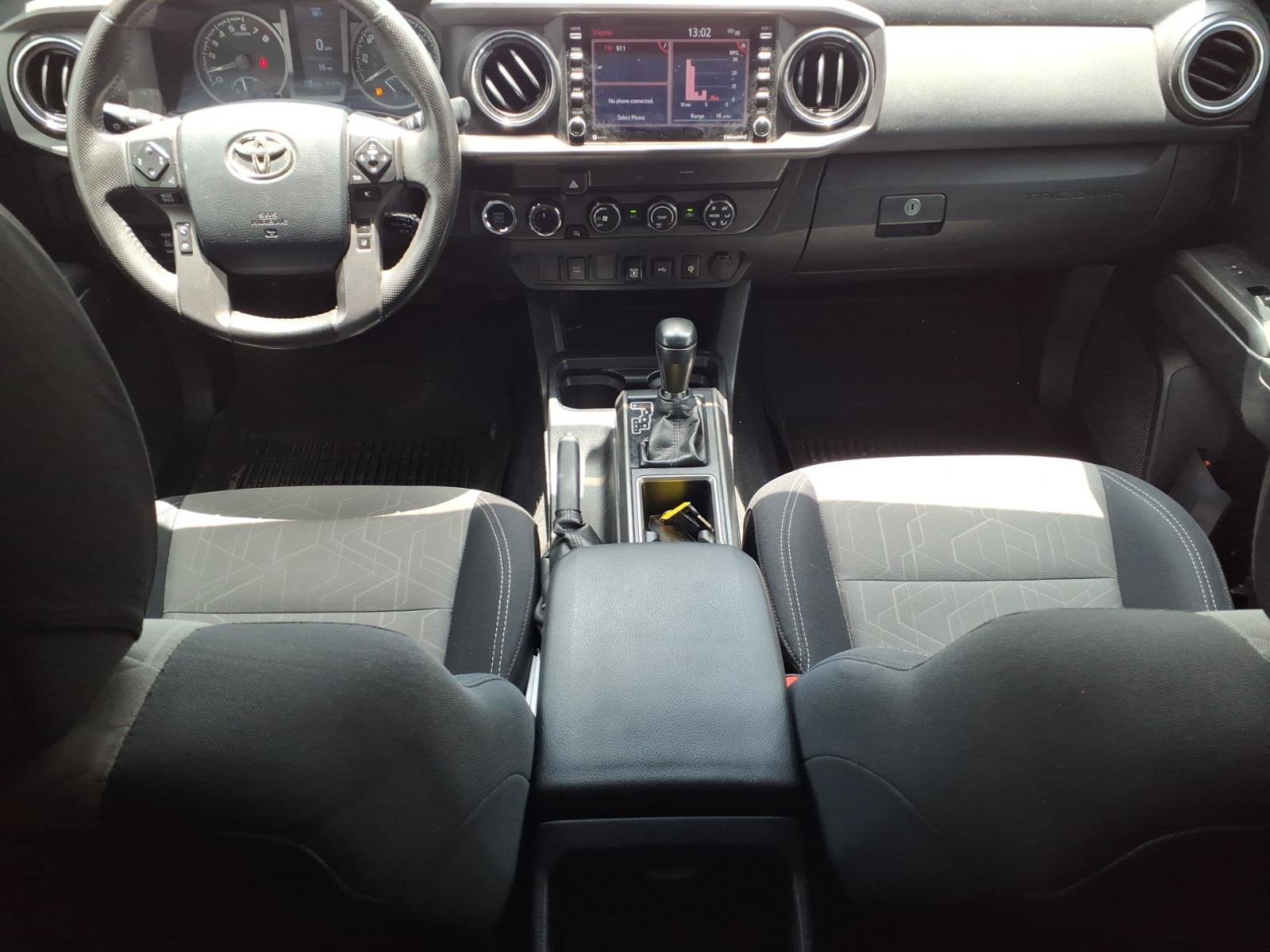 Used 2020 Toyota Tacoma TRD Off-Road w/ Exterior Package AWD/4WD image 17