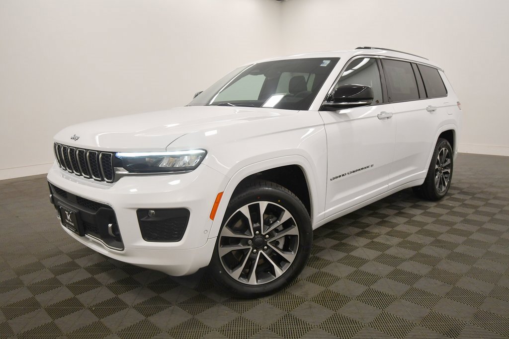 Used 2023 Jeep Grand Cherokee L Overland image 2