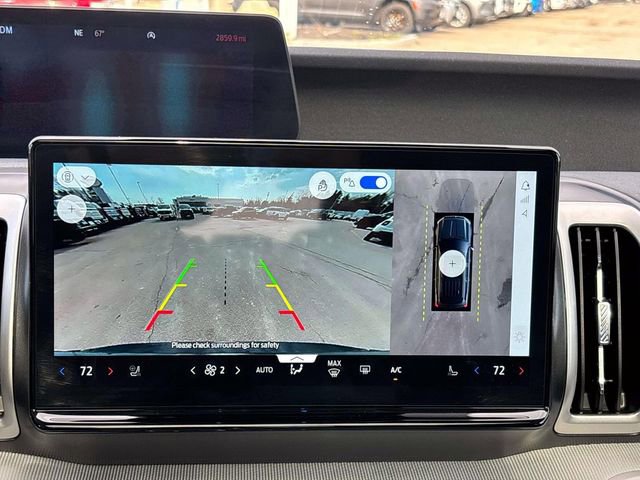 Used 2025 Ford Expedition Active image 25