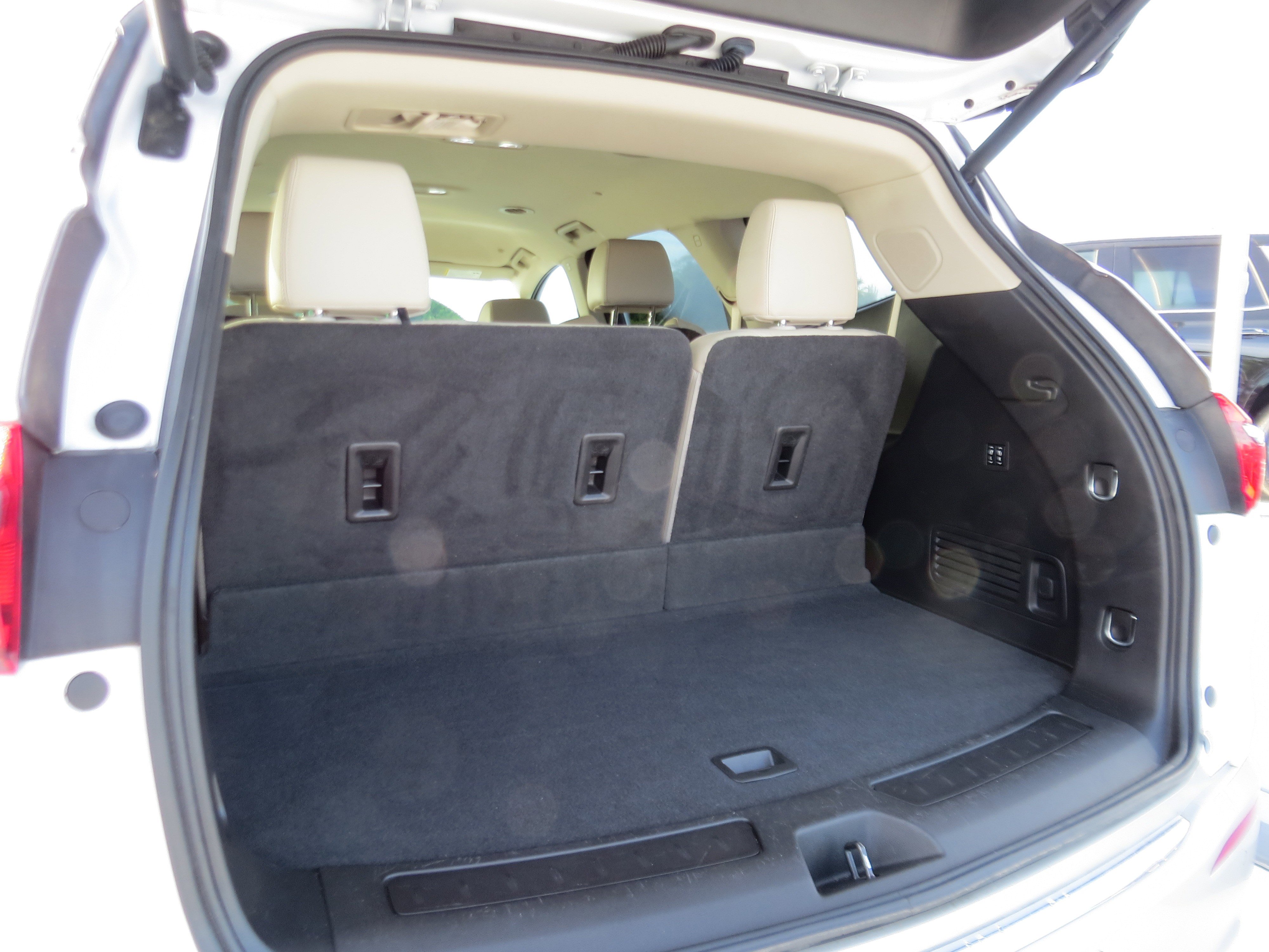Certified 2020 Buick Enclave Premium w/ Trailering Package, 5000 lbs. FWD image 9