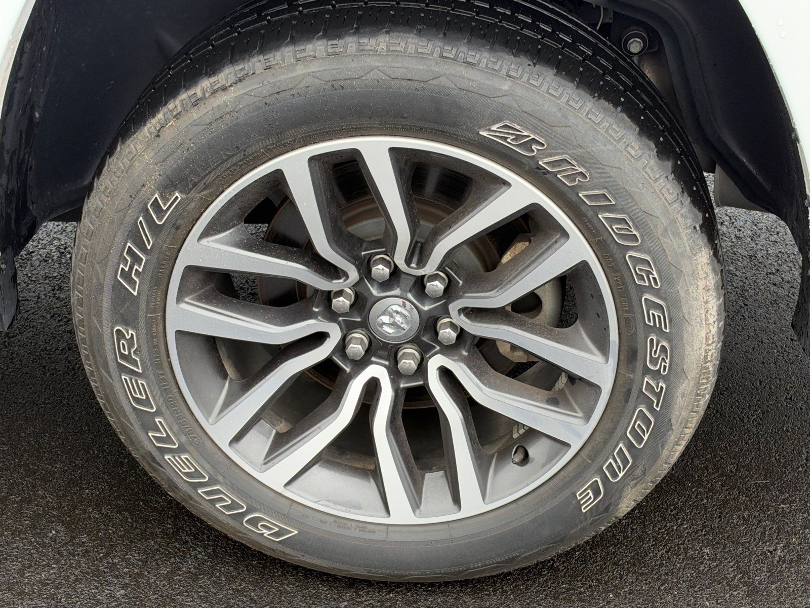 Used 2025 RAM 1500 Limited AWD/4WD image 19