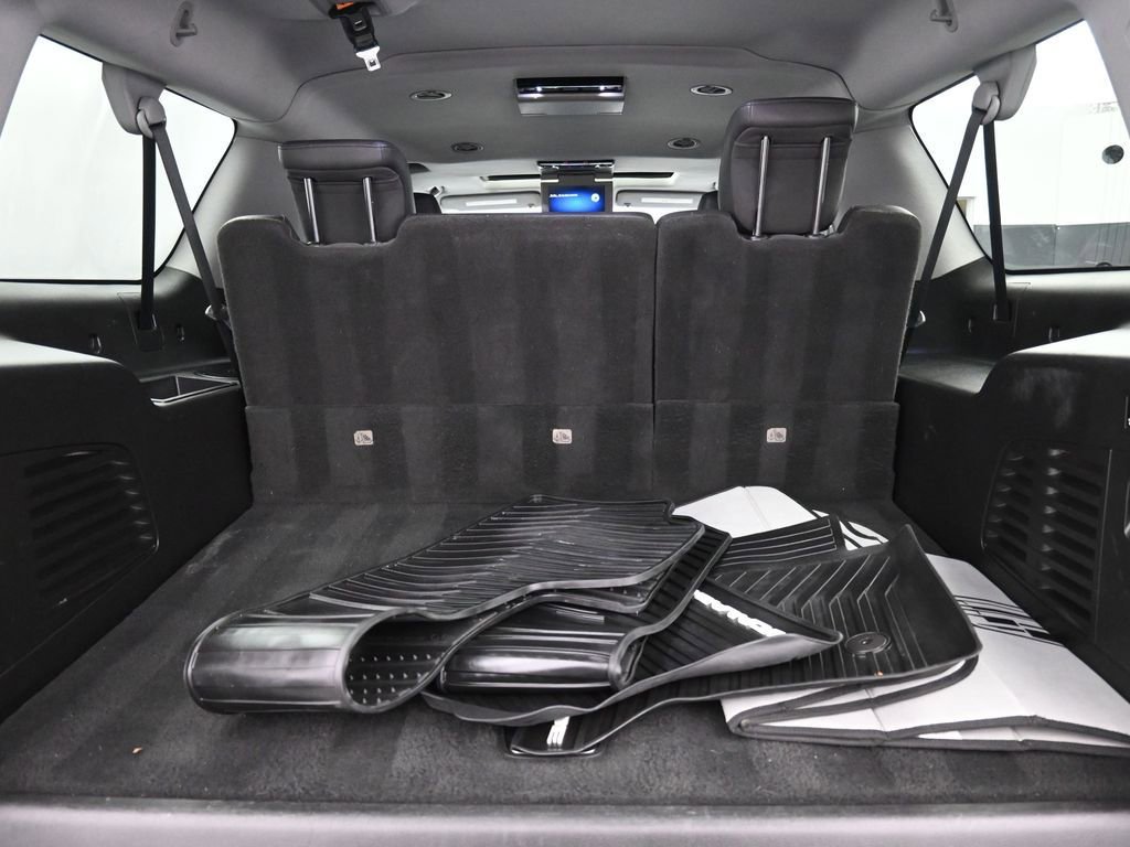 Used 2020 Cadillac Escalade ESV Premium Luxury image 23