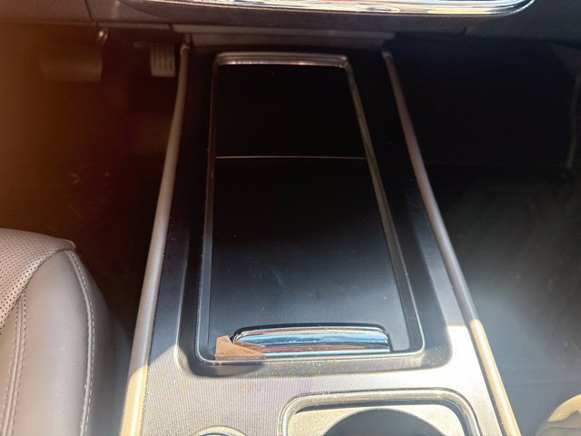 Used 2025 Lincoln Corsair Reserve FWD image 16