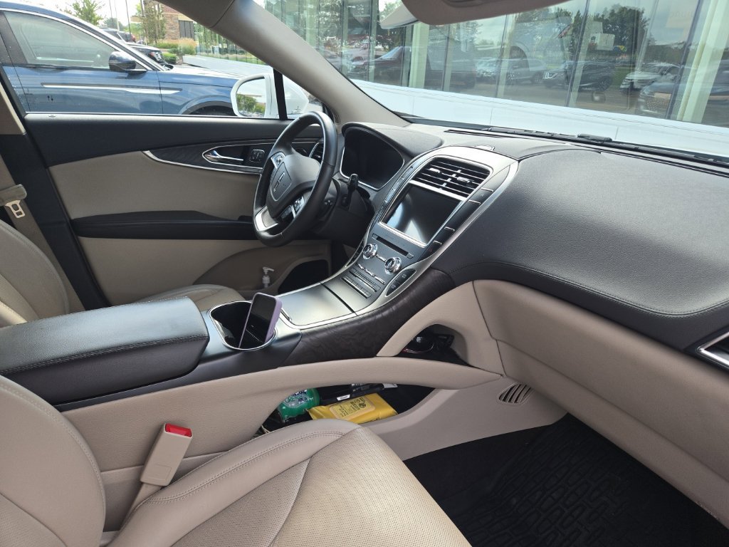 Certified 2020 Lincoln Nautilus Reserve AWD/4WD image 2