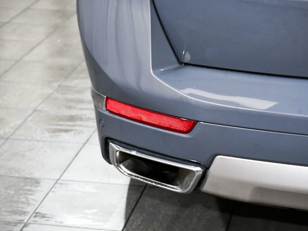 Used 2023 BMW X7 xDrive40i w/ Executive Package image 91