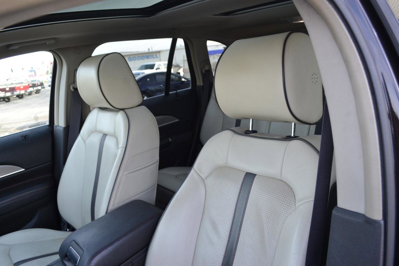 Used 2015 Lincoln MKX AWD w/ Equipment Group 102A image 29