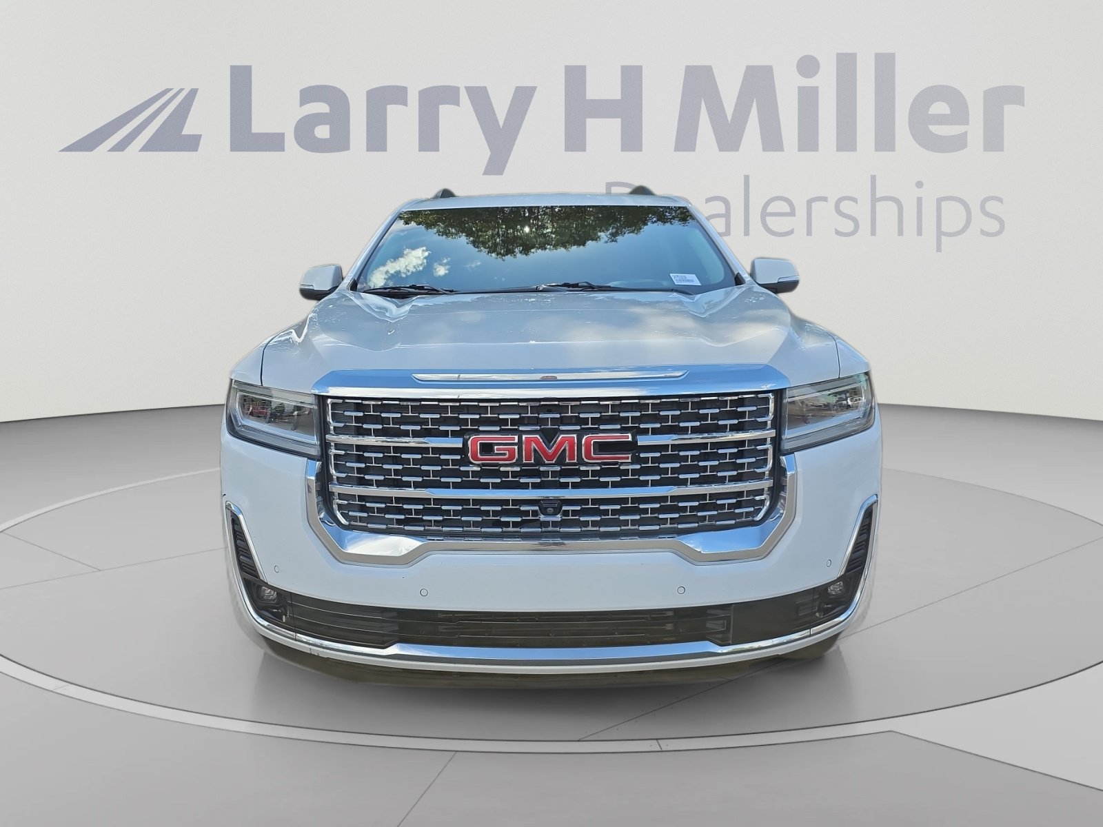 Used 2021 GMC Acadia Denali w/ Denali Ultimate Package AWD/4WD image 8