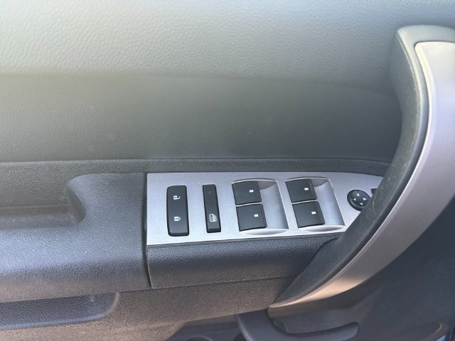 Used 2011 GMC Sierra 1500 SLE RWD image 12