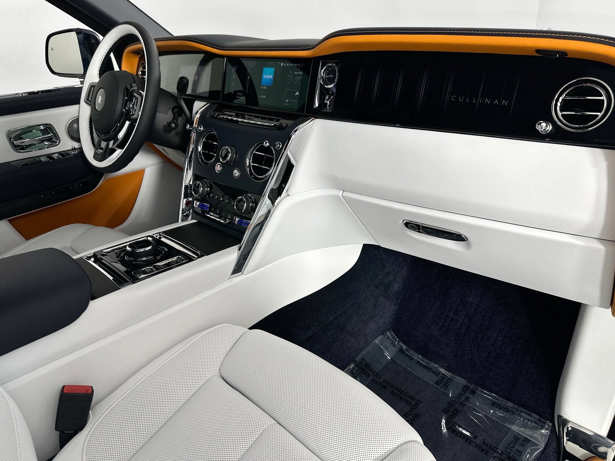New 2027 Rolls-Royce Cullinan AWD/4WD image 28
