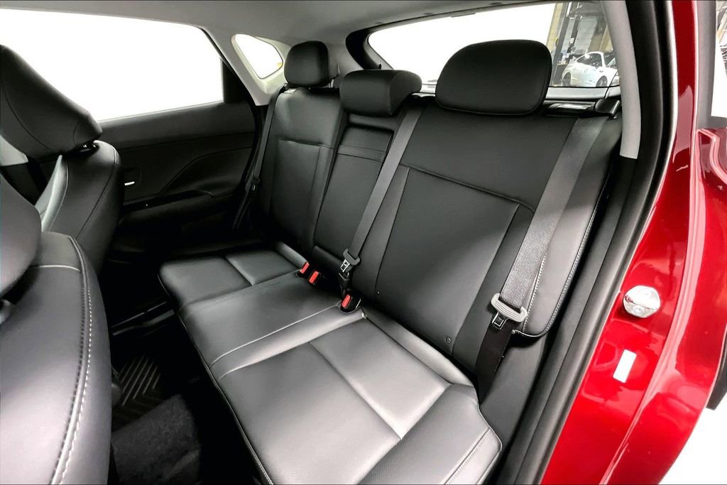 New 2026 Hyundai Kona SEL Premium FWD image 18