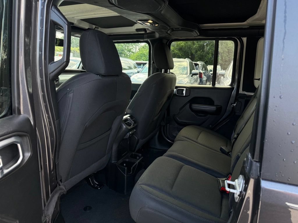 Used 2020 Jeep Wrangler Unlimited Sport AWD/4WD image 11