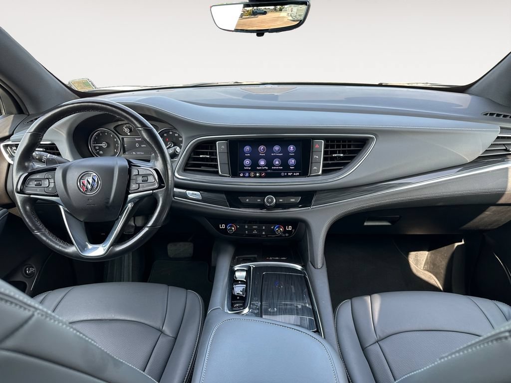 Used 2024 Buick Enclave Essence w/ Experience Buick Package FWD image 11
