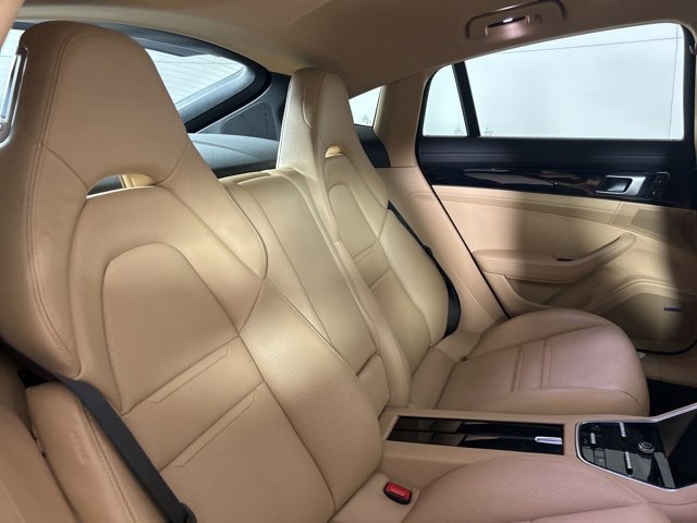 Used 2018 Porsche Panamera 4S image 14