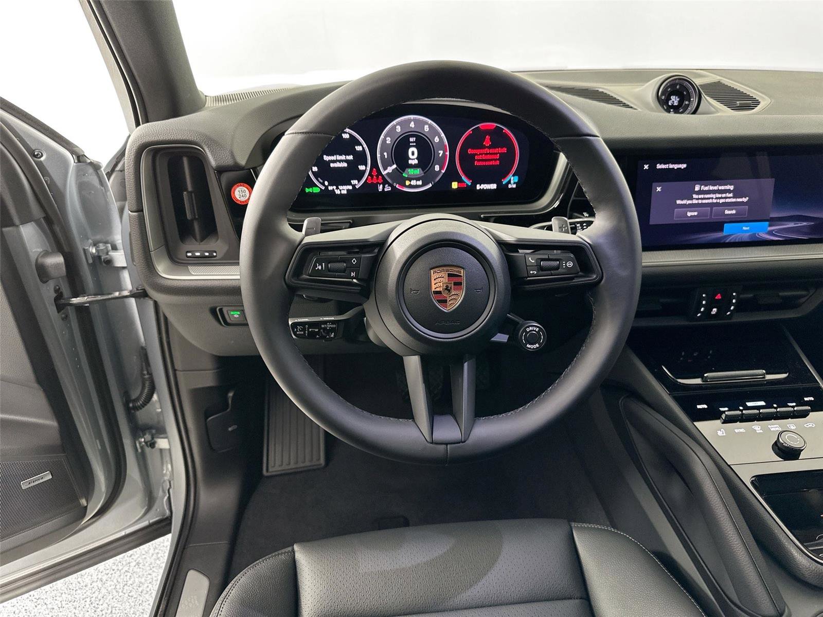 Certified 2026 Porsche Cayenne E-Hybrid AWD/4WD image 18