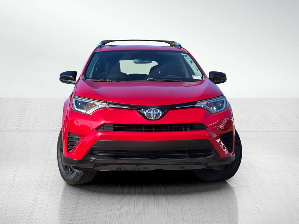 Used 2016 Toyota RAV4 LE image 2