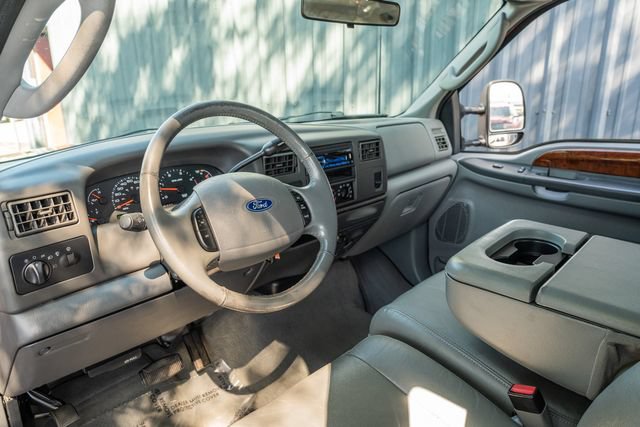 Used 2003 Ford F350 Lariat AWD/4WD image 23