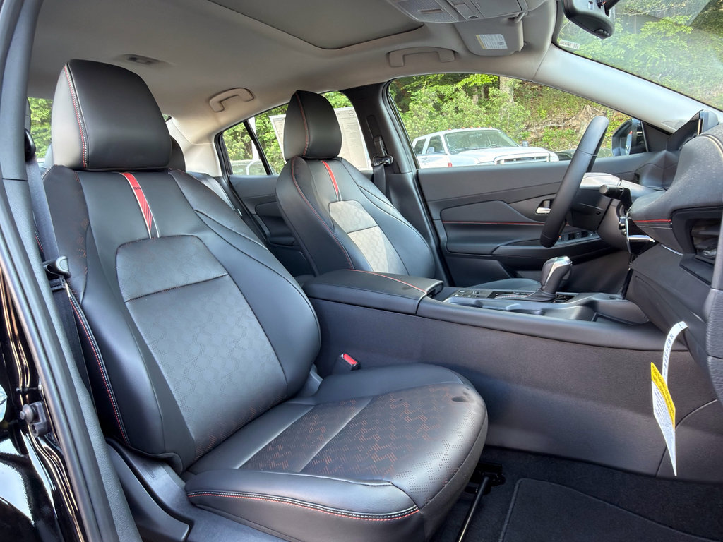 New 2026 Nissan Sentra SR FWD image 16