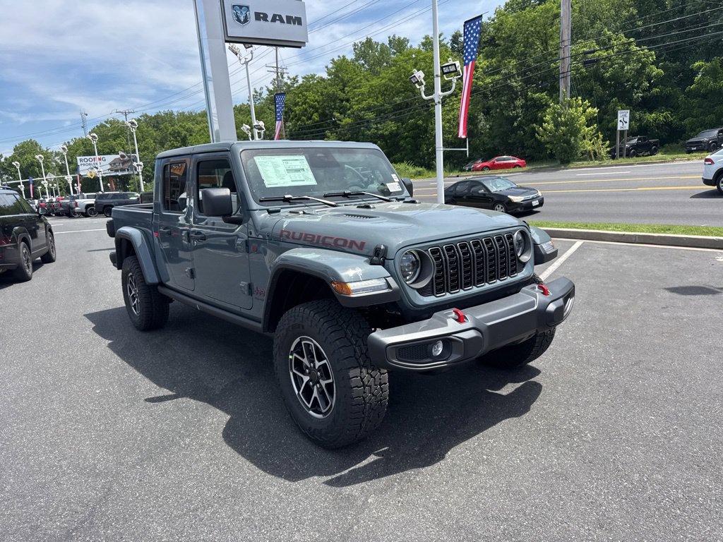New 2026 Jeep Gladiator Rubicon w/ Steel Power Dome Hood Package AWD/4WD image 2