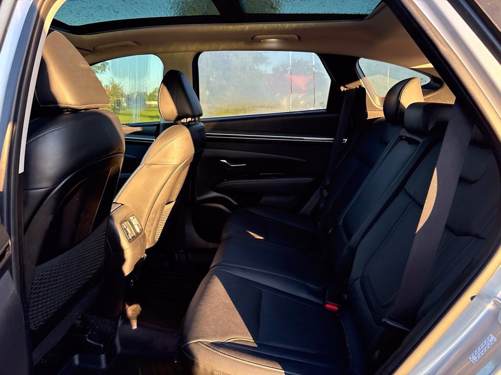 Used 2022 Hyundai Tucson Limited FWD image 15