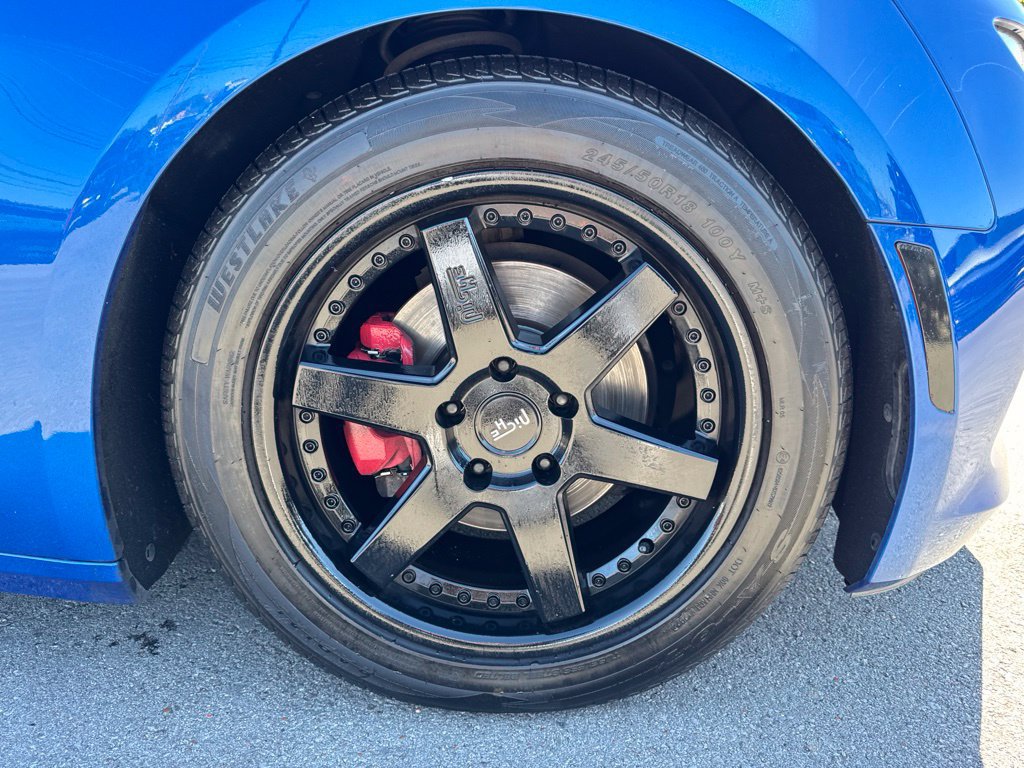 Used 2017 Chevrolet Camaro LT RWD image 21