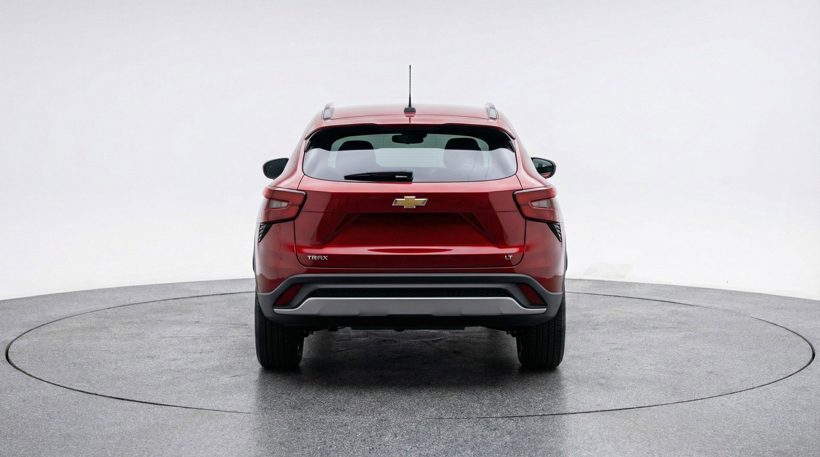 Used 2025 Chevrolet Trax LT FWD image 7