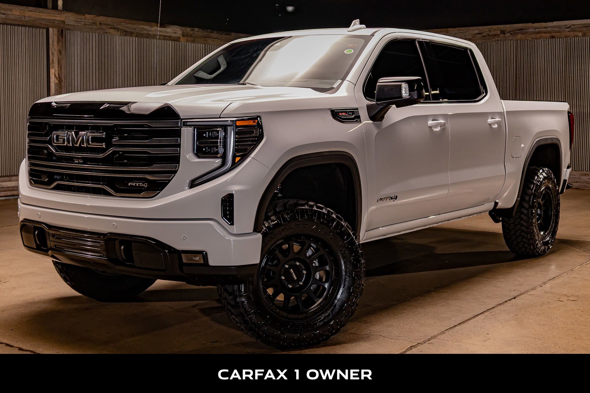 Used 2025 GMC Sierra 1500 AT4 w/ Technology Package image 5