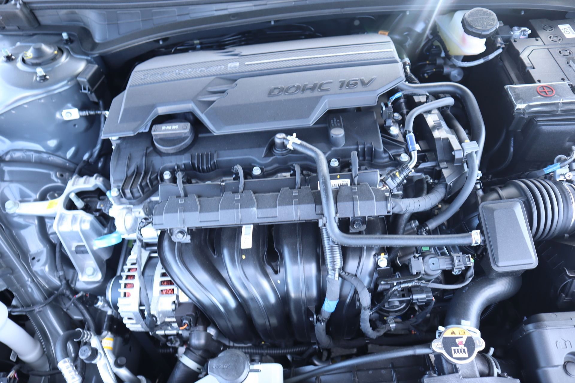 New 2026 Hyundai Elantra Sport FWD image 6
