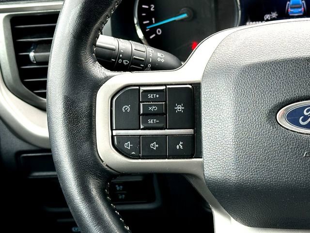 Used 2024 Ford Expedition XLT image 23