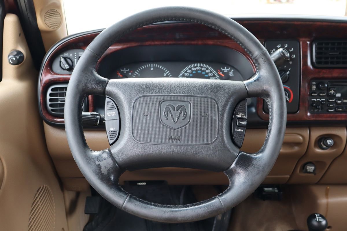 Used 2001 Dodge Ram 2500 Truck ST image 19