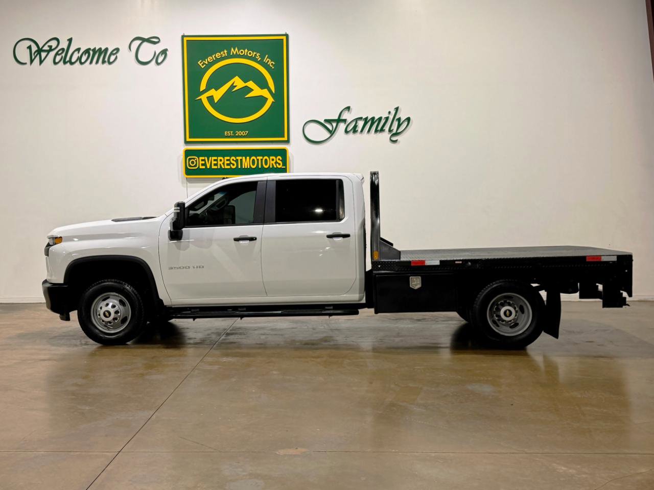 Used 2020 Chevrolet Silverado 3500 W/T w/ WT Convenience Package image 5