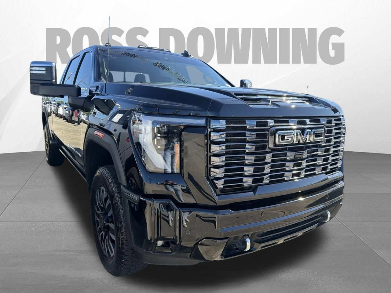 Used 2026 GMC Sierra 2500 Denali Ultimate AWD/4WD image 3