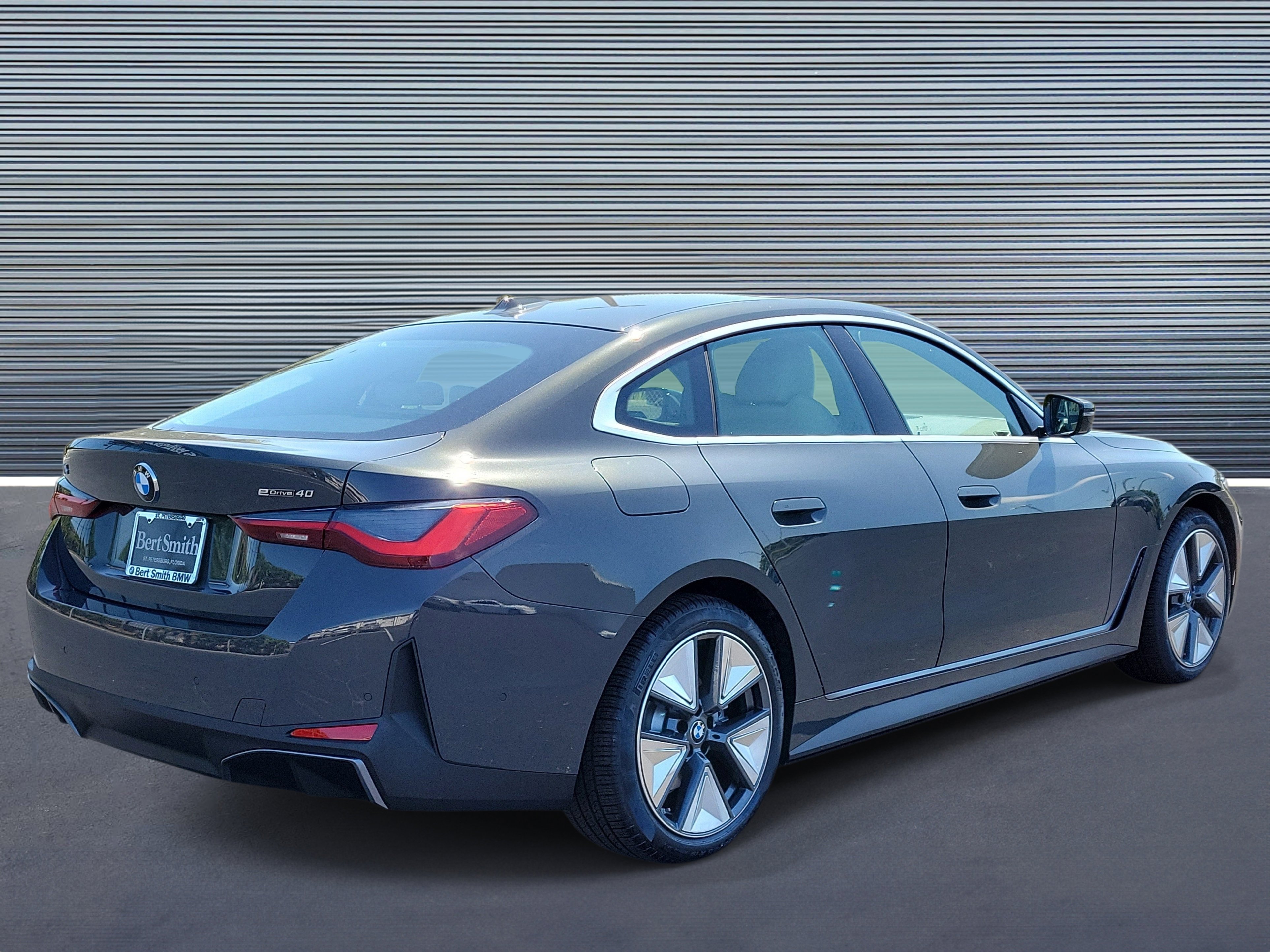 New 2026 BMW i4 eDrive40 w/ Premium Package RWD image 3