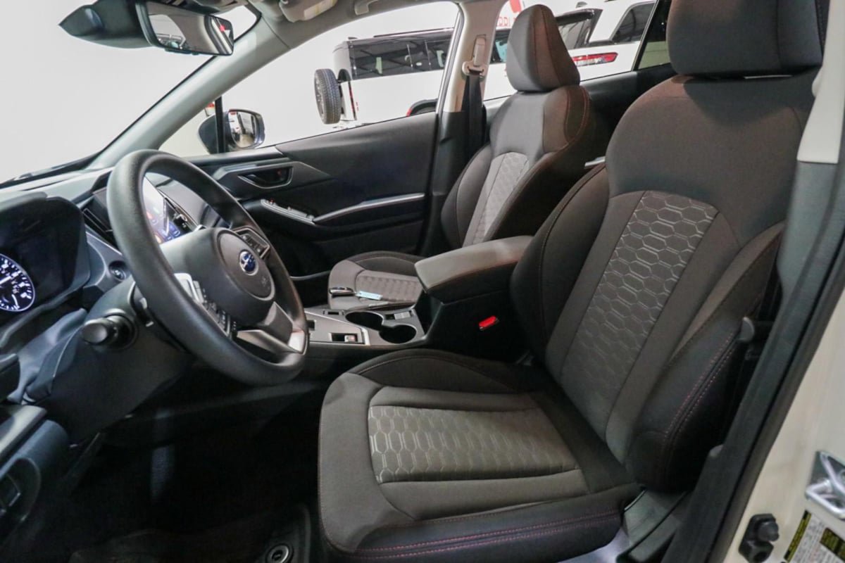 Used 2025 Subaru Impreza 2.0i Sport AWD/4WD image 11