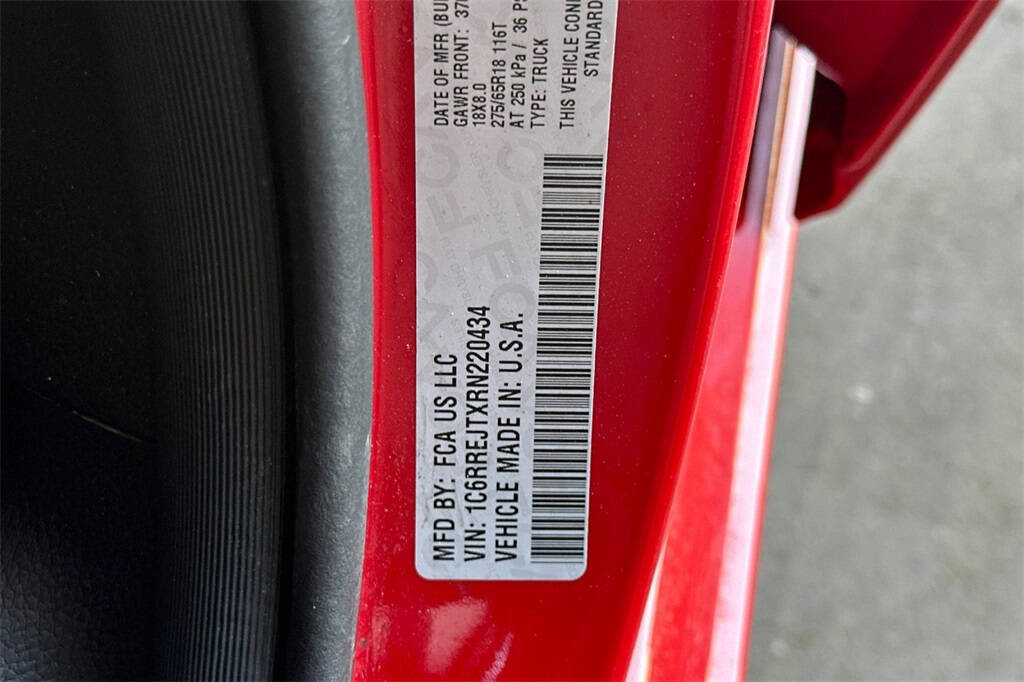 Used 2024 RAM 1500 Laramie image 30