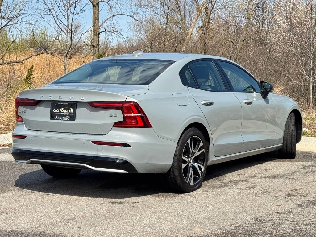 Used 2024 Volvo S60 B5 Core image 6