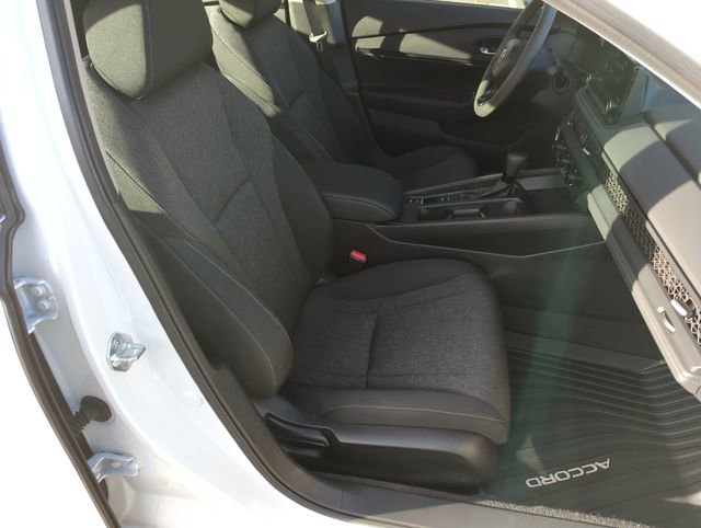 Certified 2025 Honda Accord SE image 35