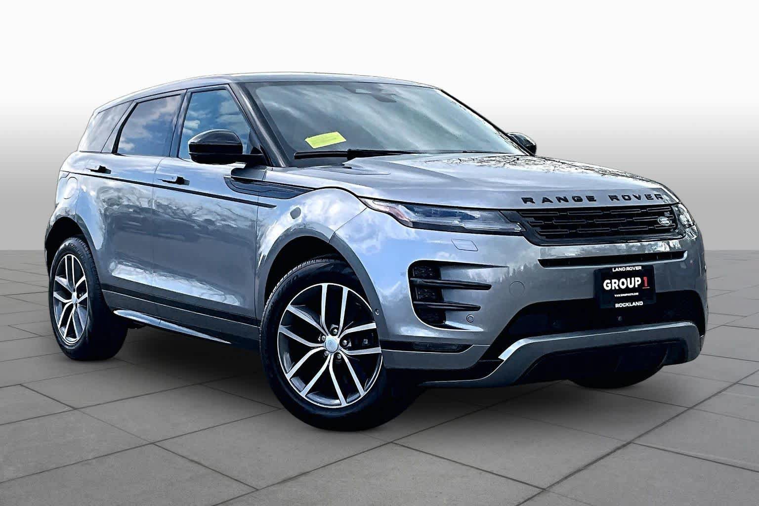 Used 2026 Land Rover Range Rover Evoque Dynamic SE AWD/4WD image 4