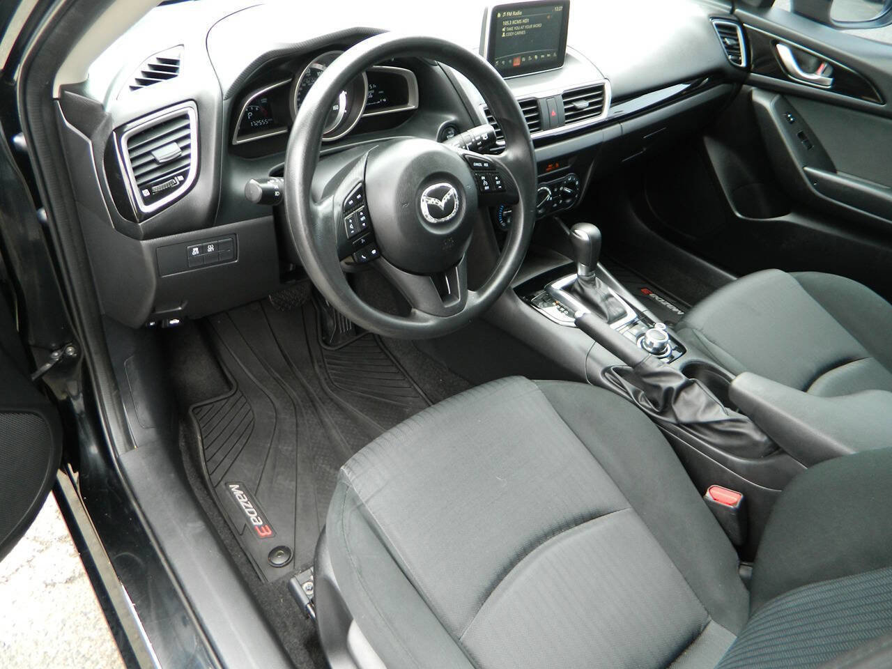 Used 2016 MAZDA MAZDA3 i Sport FWD image 11